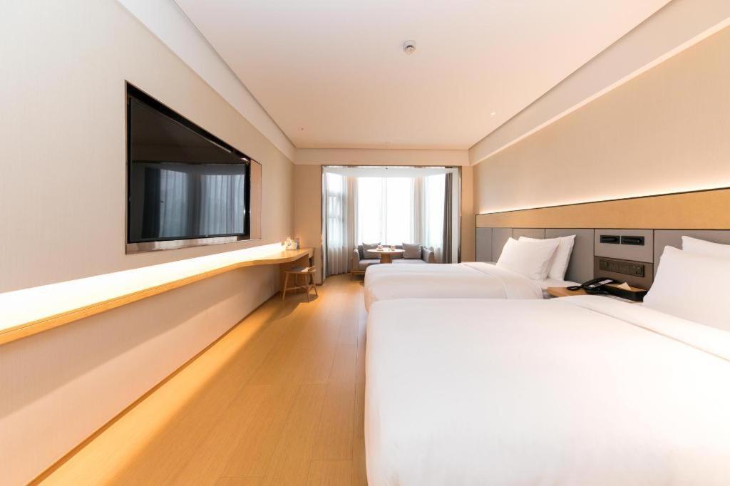 Ji Pujiang Lianhang Road Hotel